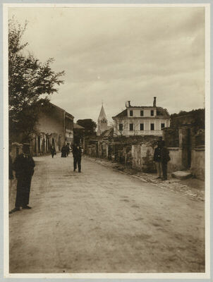 Travnik: oronule zgrade na Žitarnici