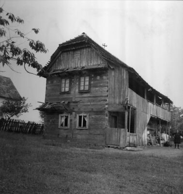 Donja Letina (Sunja) - Katnica - „Iža“, građena 1922. godine