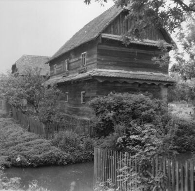 Greda Sunjska (Sunja) - Dvorišno pročelje katnice iz 1880. g