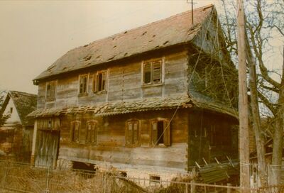 Krapje (Jasenovac) - Pogled na uzdužno dvorišno pročelje drv