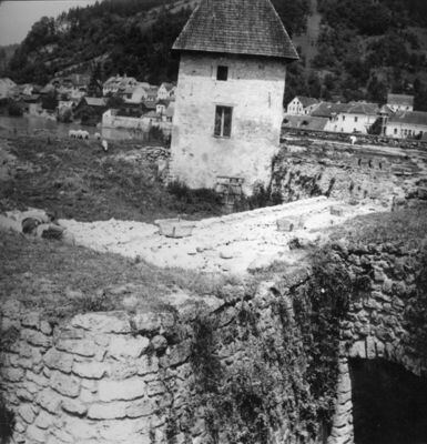 Hrvatska Kostajnica - Stari grad - Izrada pokrova istočnog z