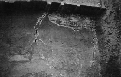 Sisak - Stari grad - Detalj: sjeverni stambeni trakt s raspu
