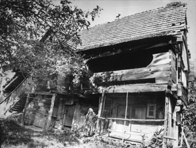 Donja Gračenica (Popovača) - Stambeni objekt - Drvena katnic