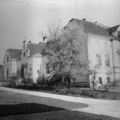 Kutina - Bivši ladanjski dvorac Erdödy (kurija) - Vanjština 
