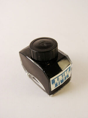 Karbon tinta za naliv pero