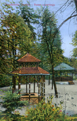 Varaždinske Toplice - bunar u perivoju