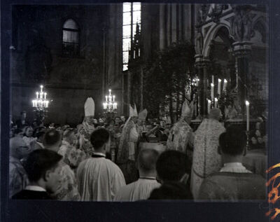Stepinac - sa svečanog čina konsekracije u Katedrali