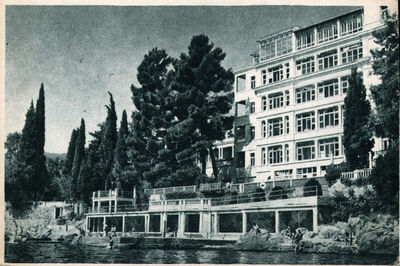 Opatija - Kupalište s hotelom
