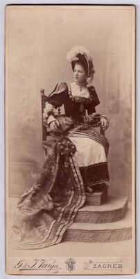 Margit Khuen Hedervary