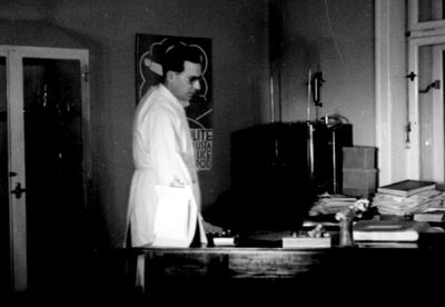 Dva brata - Liječnik u ordinaciji