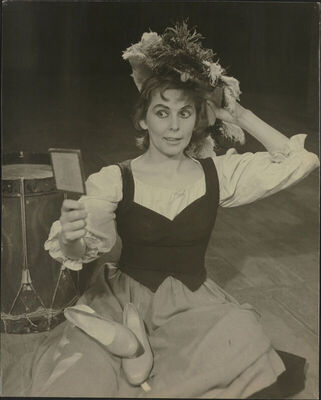 Majka Hrabrost - 1958