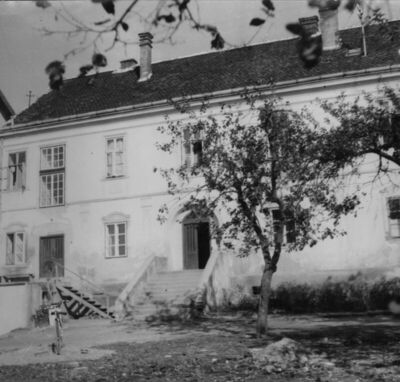 Kutina - Bivši ladanjski dvorac Erdödy (kurija) - U vrijeme 