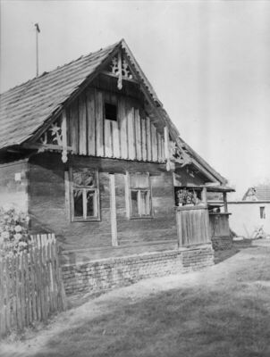 Osekovo (Popovača) - Drvena prizemnica na ciglenim temeljima