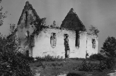 Hrastovica (Petrinja) - Ruševna gotička kapela Sv. Duha, pog