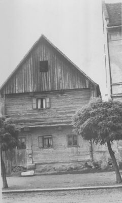 Sisak - Brvnara u Petrinjskoj ulici kbr. 9; sa sedlastim kro
