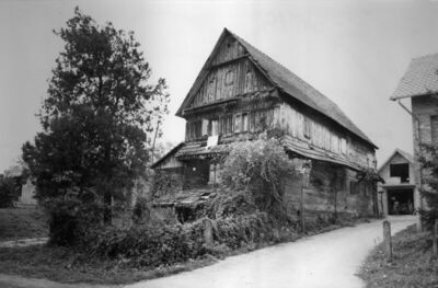 Repušnica (Kutina) - Drvena stambena katnica, vlasnik Ivan B