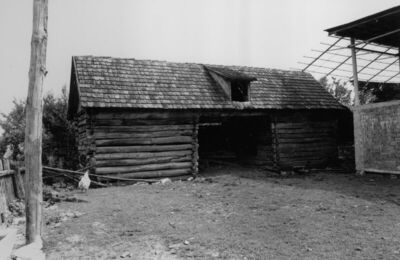 Hrastovica (Petrinja) - Štagalj, gospodarski objekt građen o