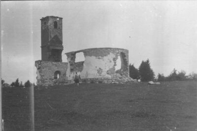 Šegestin (Dvor na Uni) - Pravoslavna crkva u ruševnom stanju