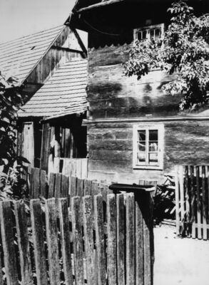 Greda Sunjska (Sunja) - Dvorišno pročelje kuće kbr. 45 s gos