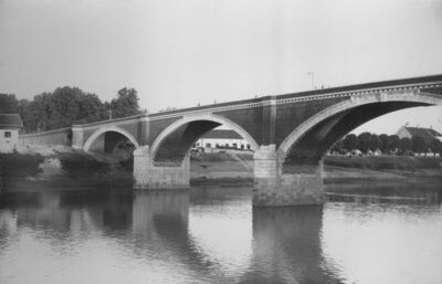 Sisak - Most preko Kupe, snimljen s rijeke prema Starom Sisk