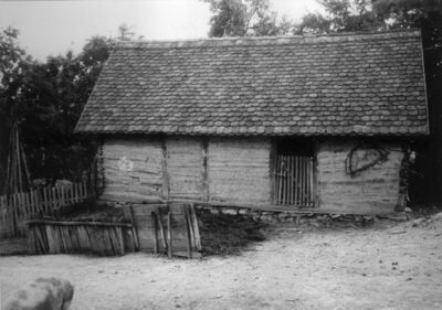 Kotarani (Dvor na Uni) - Štala u vlasništvu Dušana Lovrića