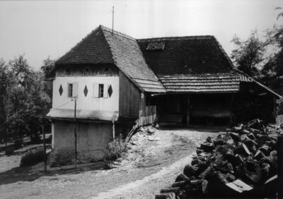 Kotarani (Dvor na Uni) - Kuća I građena u „L“ Mladen Tomljen