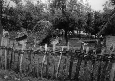 Kotarani (Dvor na Uni) - Gospodarsko dvorište Dušana Ognjeno