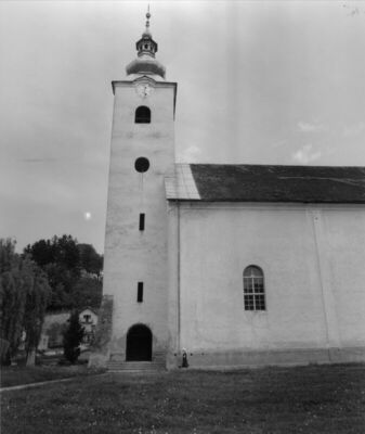 Hrvatska Kostajnica - Župna crkva sv. Nikole - Vanjština - p