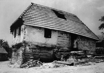Zut (Dvor na Uni) - Kuća Rade Trivanovića, kbr. 32, pogled n