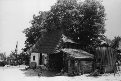 Gornje Selište (Glina) - Brvnara, kbr. 16 sa štalom, kolnico