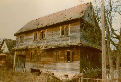 Krapje (Jasenovac) - Pogled na uzdužno dvorišno pročelje drv