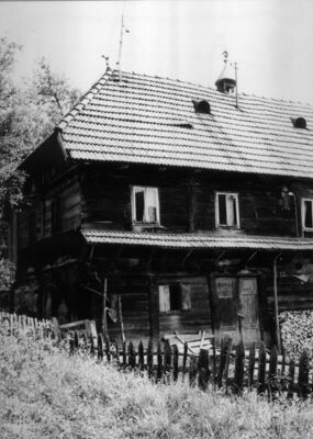 Komora (Dvor na Uni) - Dio drvene kuće Dušana Jovića sa svim