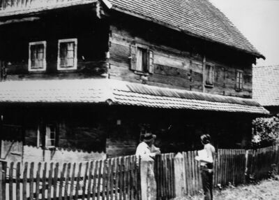 Greda Sunjska (Sunja) - Ulično i dvorišno pročelje kuće kbr.