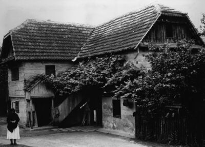 Gušće (Sisak) - Katnica kbr. 140, građena pred 80 godina na 