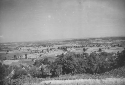 Glina - Panorama grada od groblja