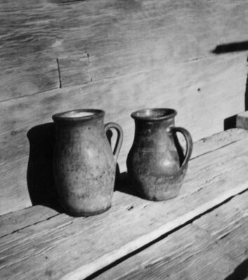 Krapje (Jasenovac) - Dvije „teglice“ za kiselo mlijeko - lij