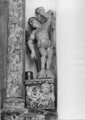 Taborište (Petrinja) - Kapela Sv. Petra, grobljanska, unutra