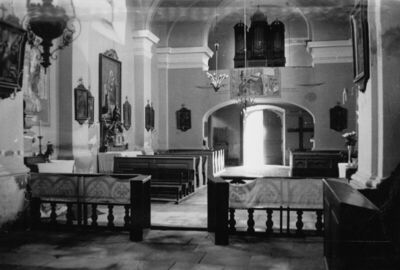 Gušće (Sisak) - Župna crkva Sv. Nikole, unutrašnjost - pogle