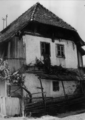 Zut (Dvor na Uni) - Kuća Rade Drače, kbr. 17