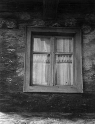 Krapje (Jasenovac) - Kuća br. 9, vlasnici Kata i Ivo Junaci,