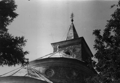 Gojlo (Kutina) - Kapela sv. Duha - Ritam krovišta apside, „r