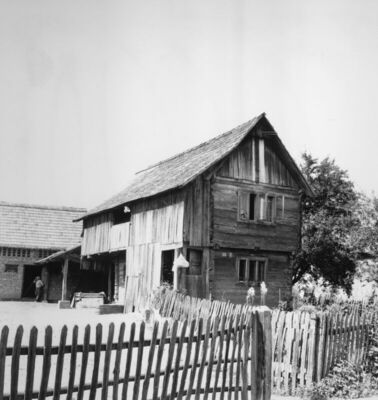 Letovanić (Lekenik) - Drvena katnica kbr. 113, vlasnik Ivan 