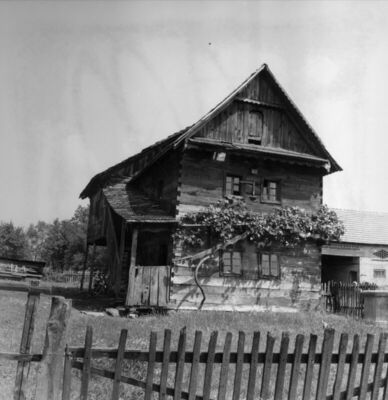 Krivaj Sunjski (Sunja) - Stambena katnica kbr. 28, građena 1