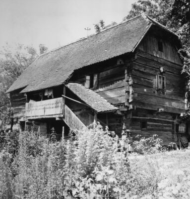 Letovanić (Lekenik) - Drvena katnica kbr. 92, vlasnik Nikola