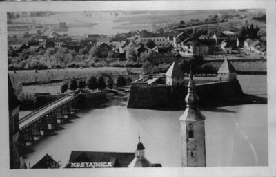 Hrvatska Kostajnica - Pogled sa sjevera, preko krovišta prav