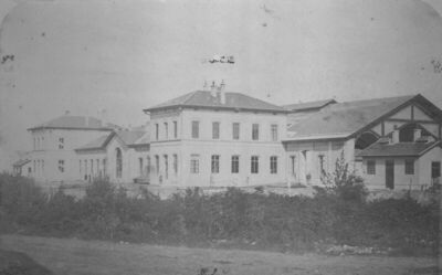 Sisak - Novosagrađeni željeznički kolodvor, pogled od grada