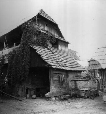 Kutina - Čardak kbr. 48 - Dvorišno pročelje s nadograđenom p