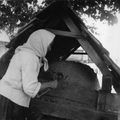 Letovanić (Lekenik) - Krušna peć u dvorištu kuće kbr. 58, vl