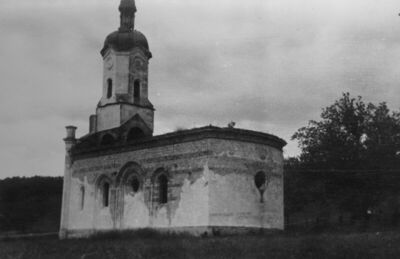 Vlahović (Glina) - Parohijska crkva, vanjština - pogled s ju