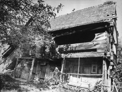 Donja Gračenica (Popovača) - Stambeni objekt - Drvena katnic